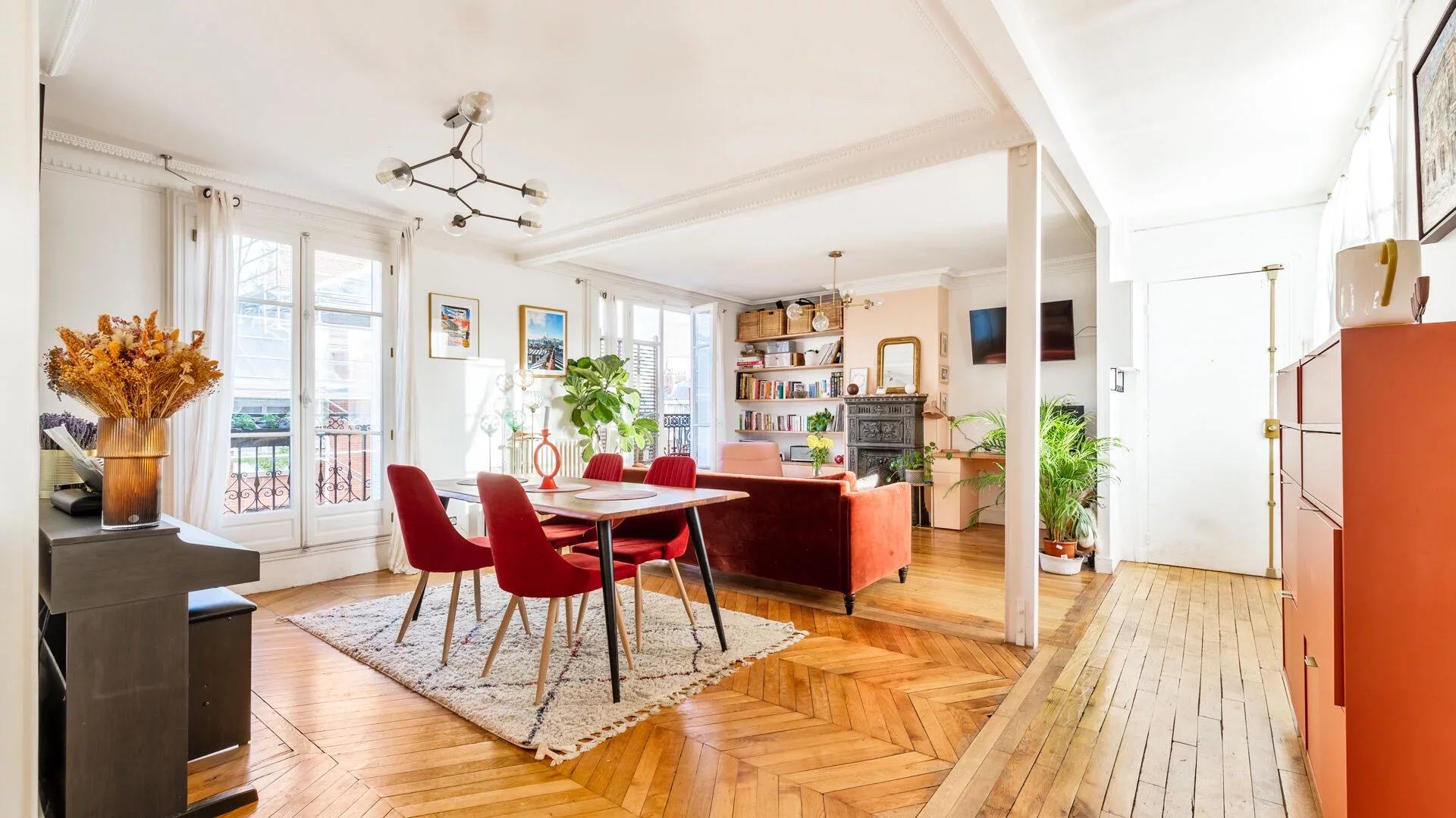 Paris 18e - RUE DU POTEAU