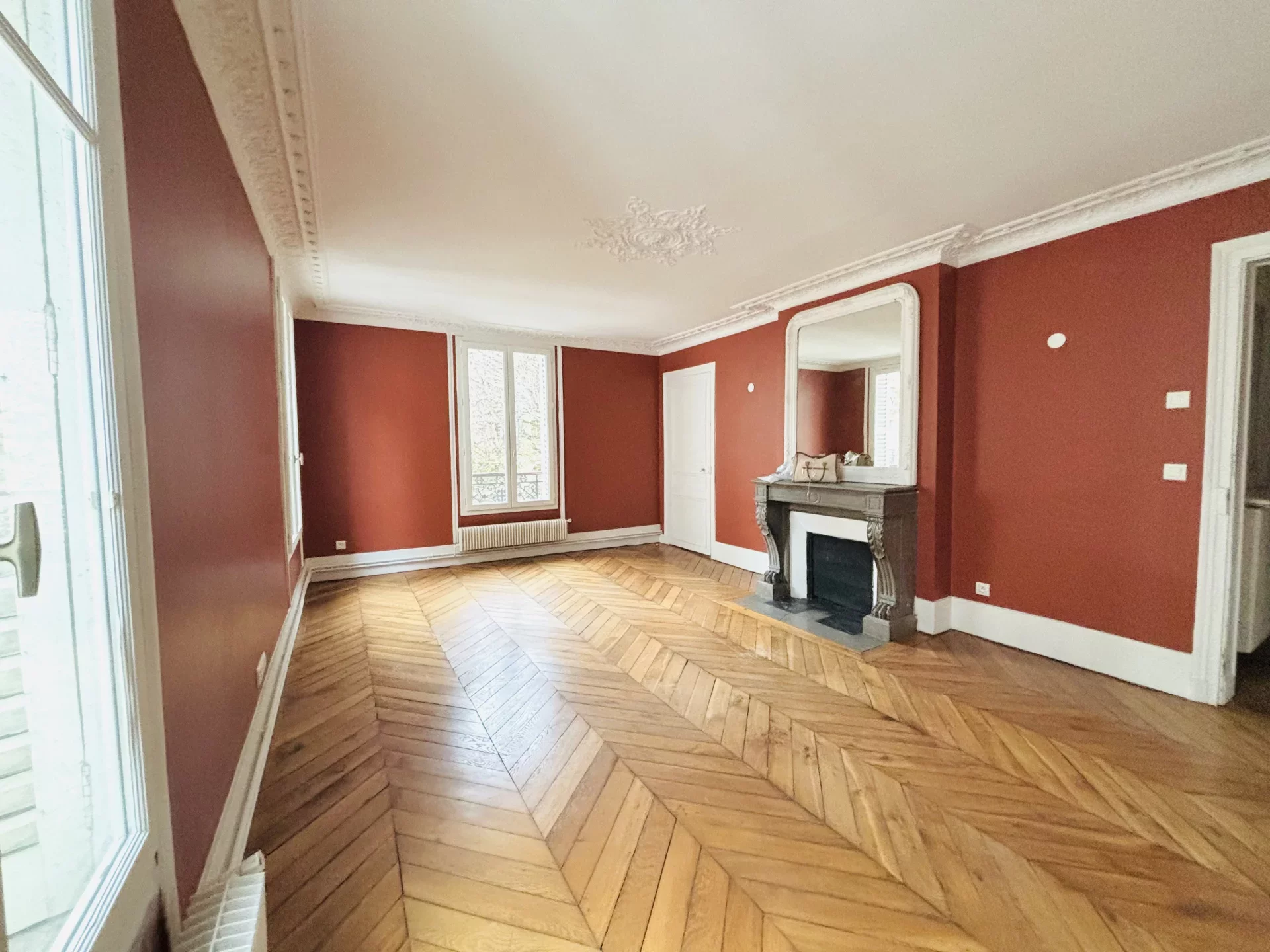 Paris 8e - GEORGE V / FRIEDLAND