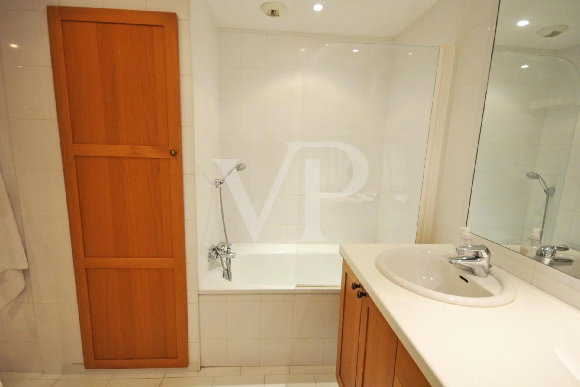 von_poll_real_estate_property_85119373_image_10