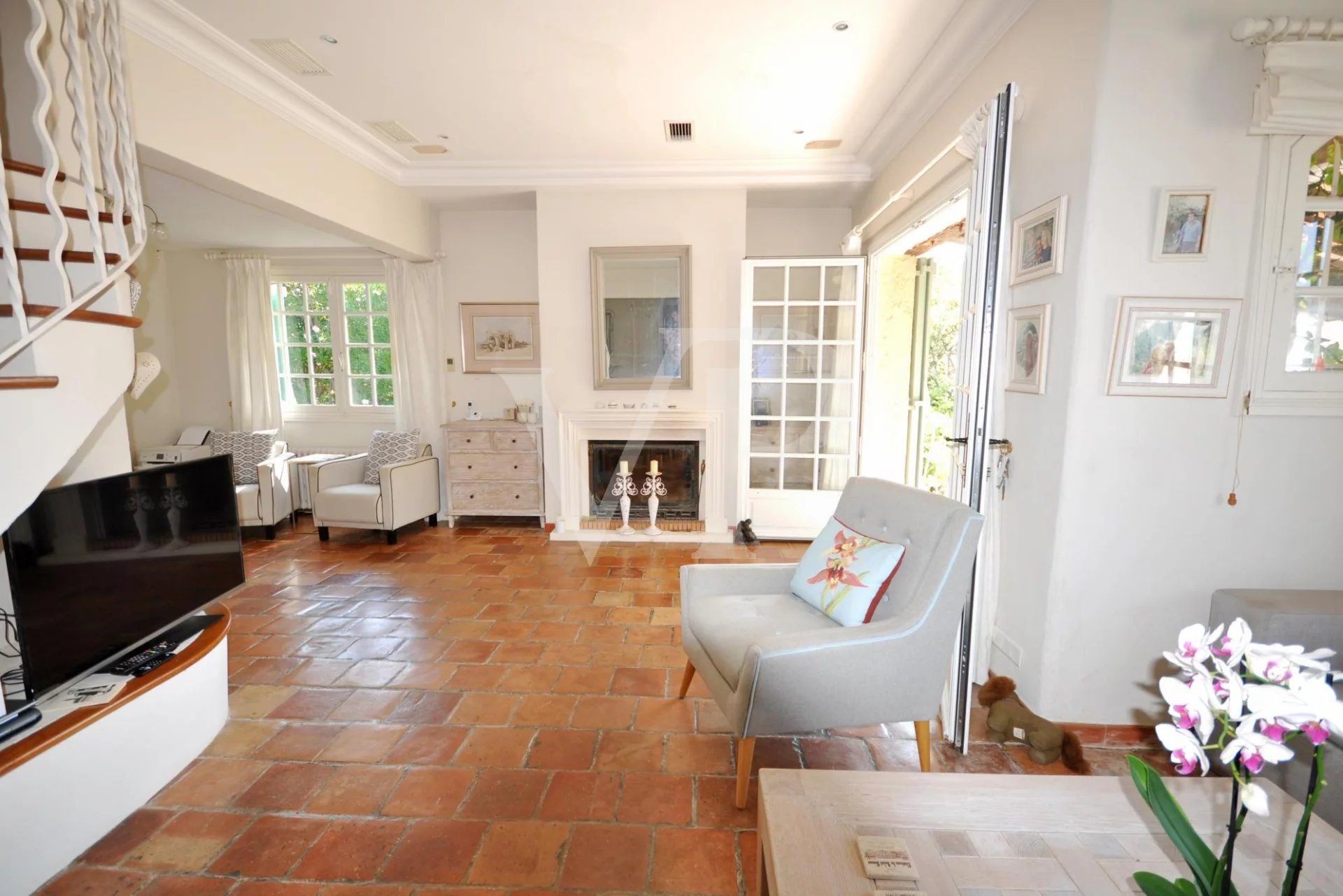 von_poll_real_estate_property_84890819_image_11