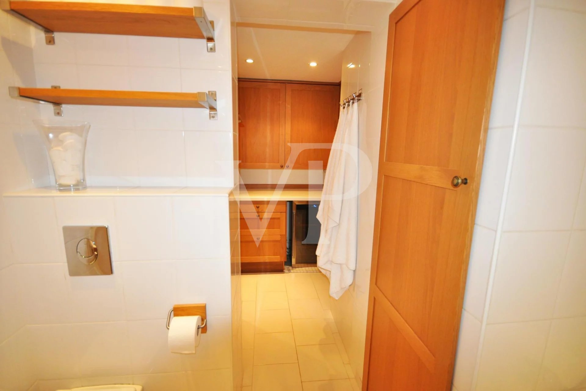 von_poll_real_estate_property_85119373_image_9