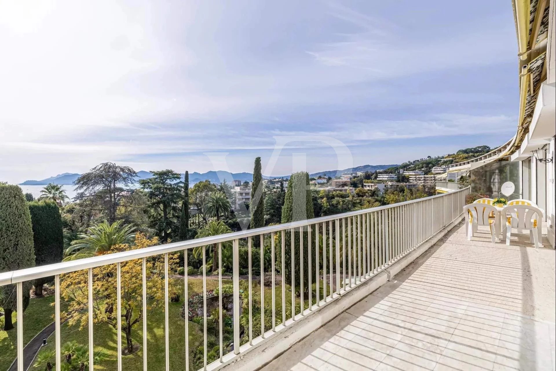 von_poll_real_estate_property_85422877_image_0