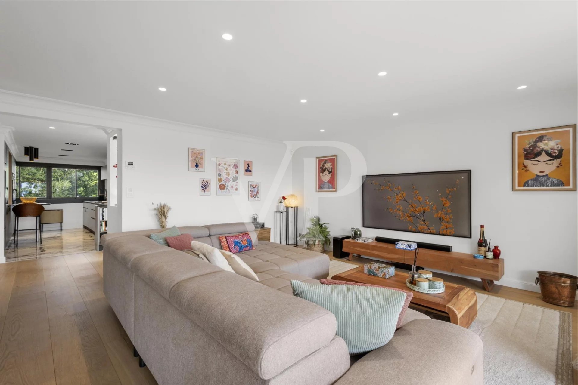 von_poll_real_estate_property_85839449_image_9