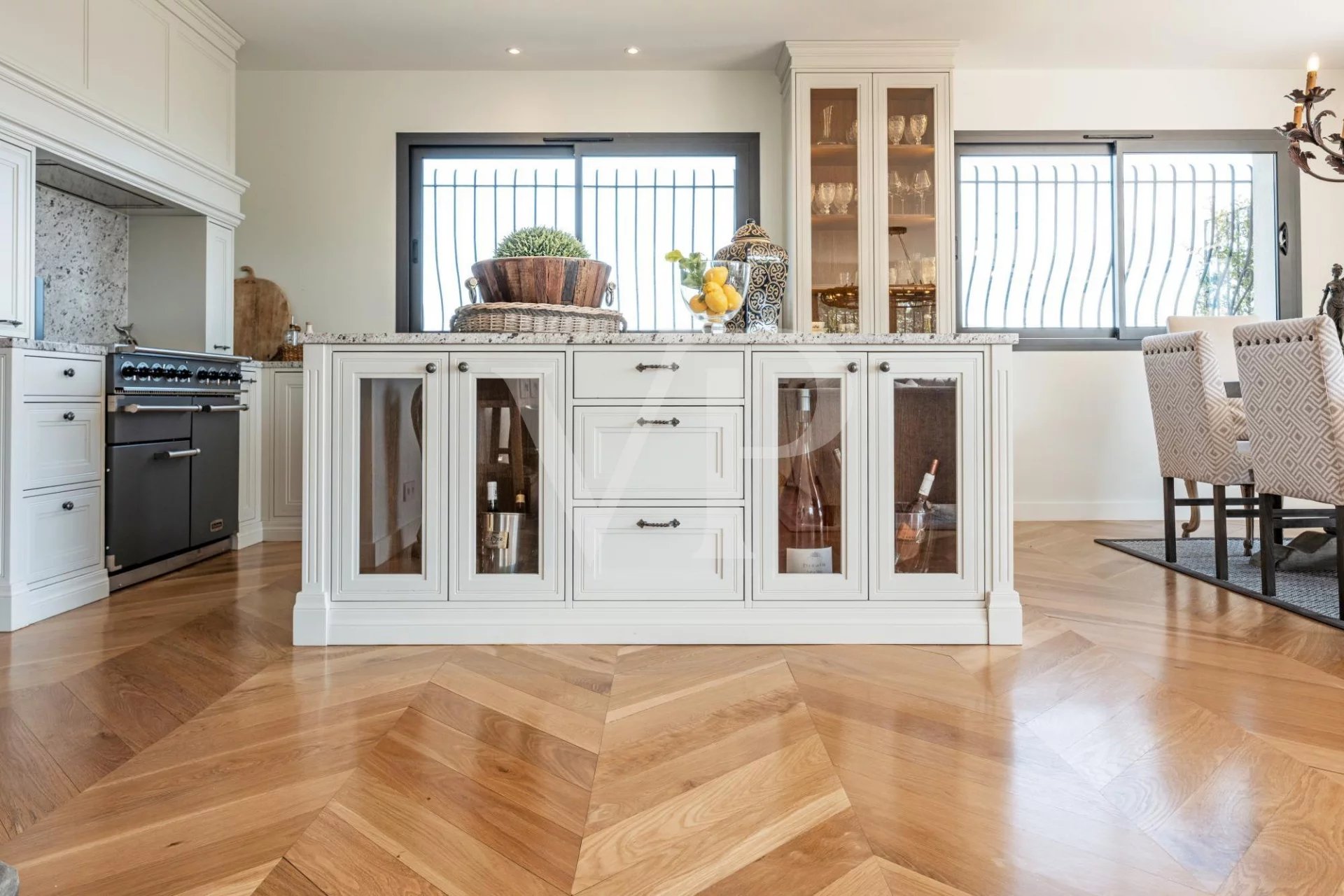 von_poll_real_estate_property_85942121_image_9
