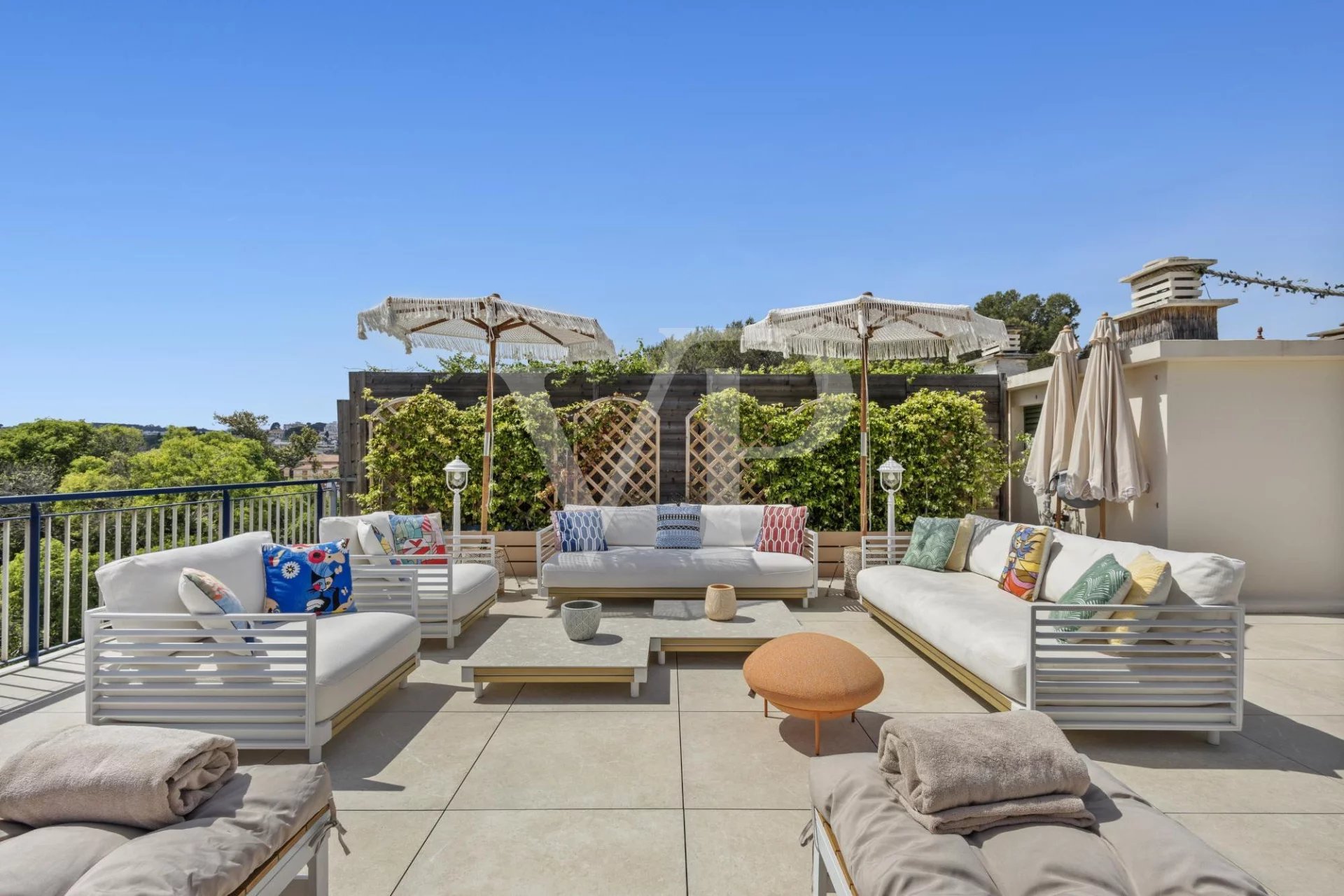 von_poll_real_estate_property_85839449_image_20